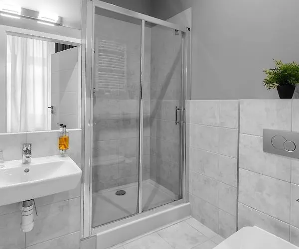 Cinema - Piotrkowska Lejlighedshotel 3*