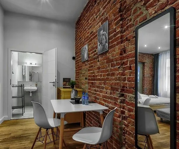 Cinema - Piotrkowska Lejlighedshotel